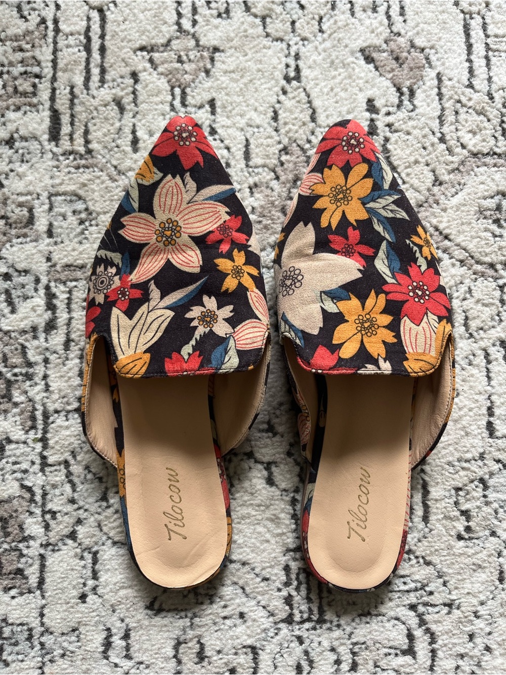 Tilocow Black Floral Pointed Toe Flat Mules Size 8